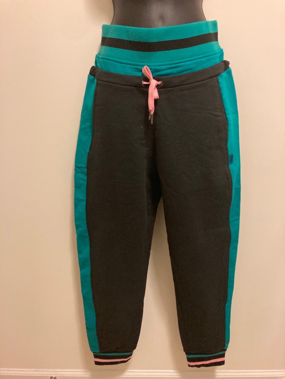 Puma Jogging Pants Small (Pink & Green)